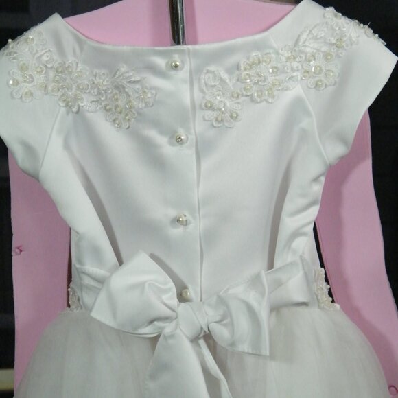 Robe de bouquetière ou première communion avec dentelle et perles - Picture 6 of 9